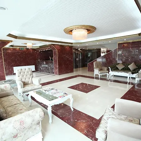 Eyna מלון 3*